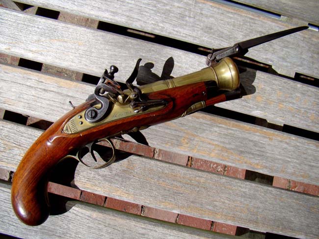A beautiful 18th century Naval officers' flintlock brass barreled blunderbuss pistol with snap bayonet by James Daniel of Birmingham circa 1780-1790. — image 8